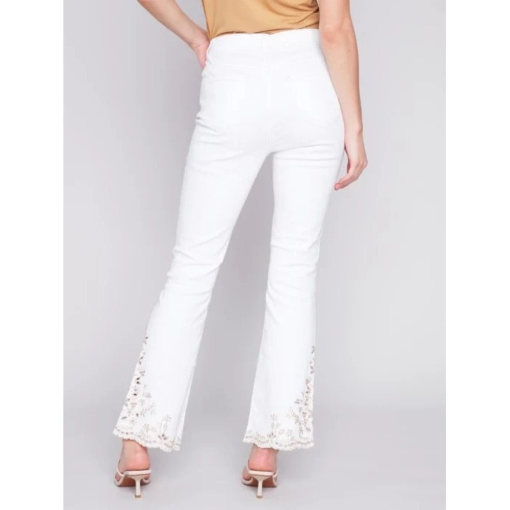 NEW Charlie B Bootcut Embroidered Jeans White Women's 12 x 31" - Picture 2 of 13
